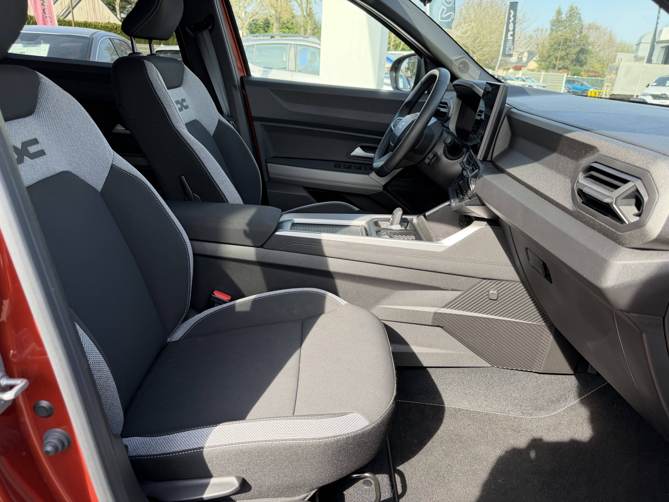 Vente en ligne Dacia Bigster  155 au prix de 30 490 €