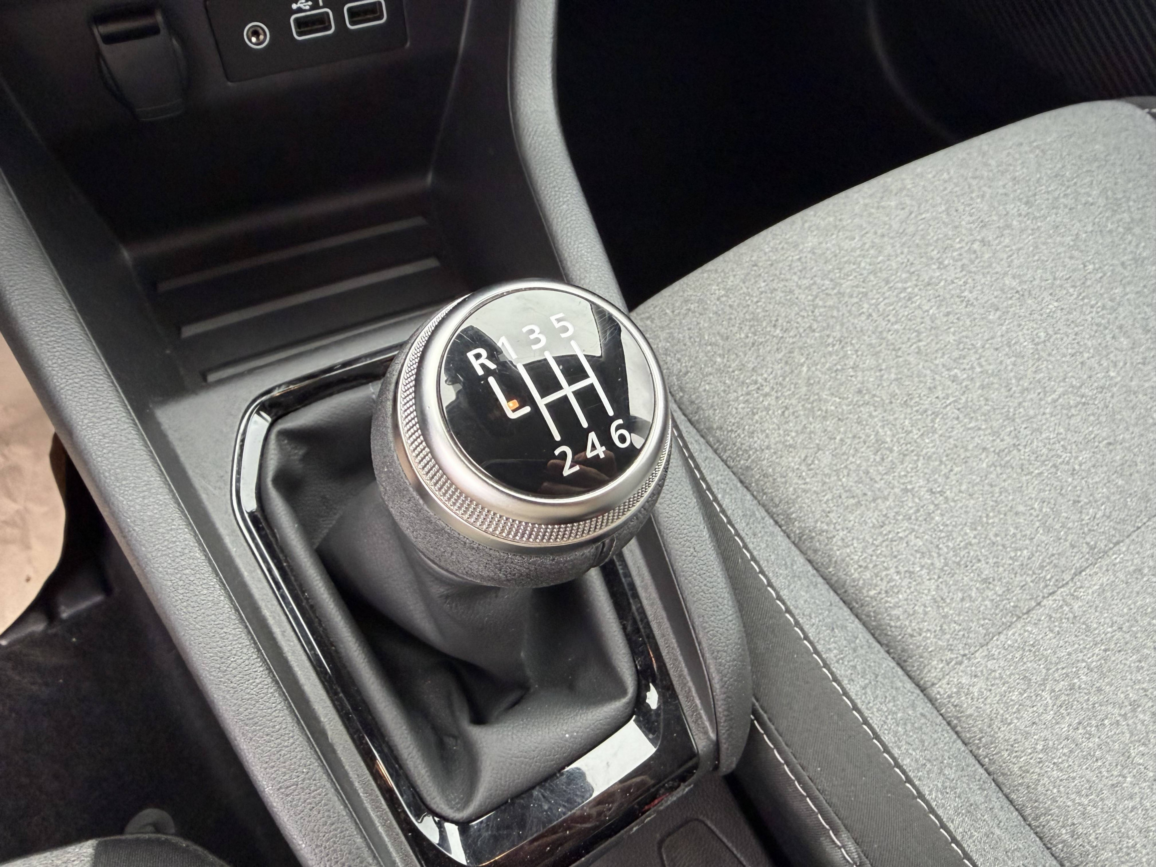 Vente en ligne Renault Clio 5 Clio TCe 90 ch GSR2 au prix de 16 490 €