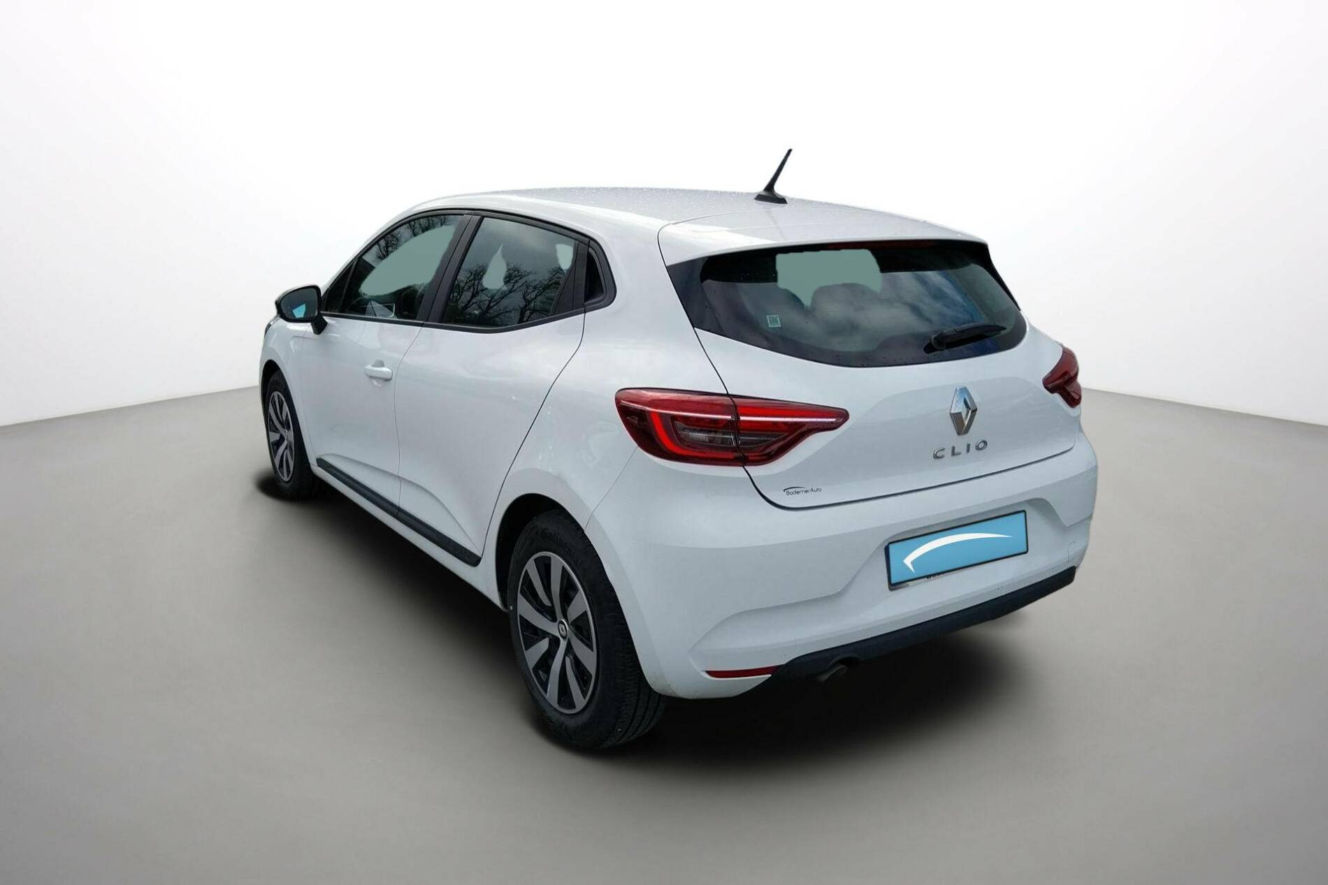 Vente en ligne Renault Clio 5 Clio TCe 90 au prix de 13 790 €