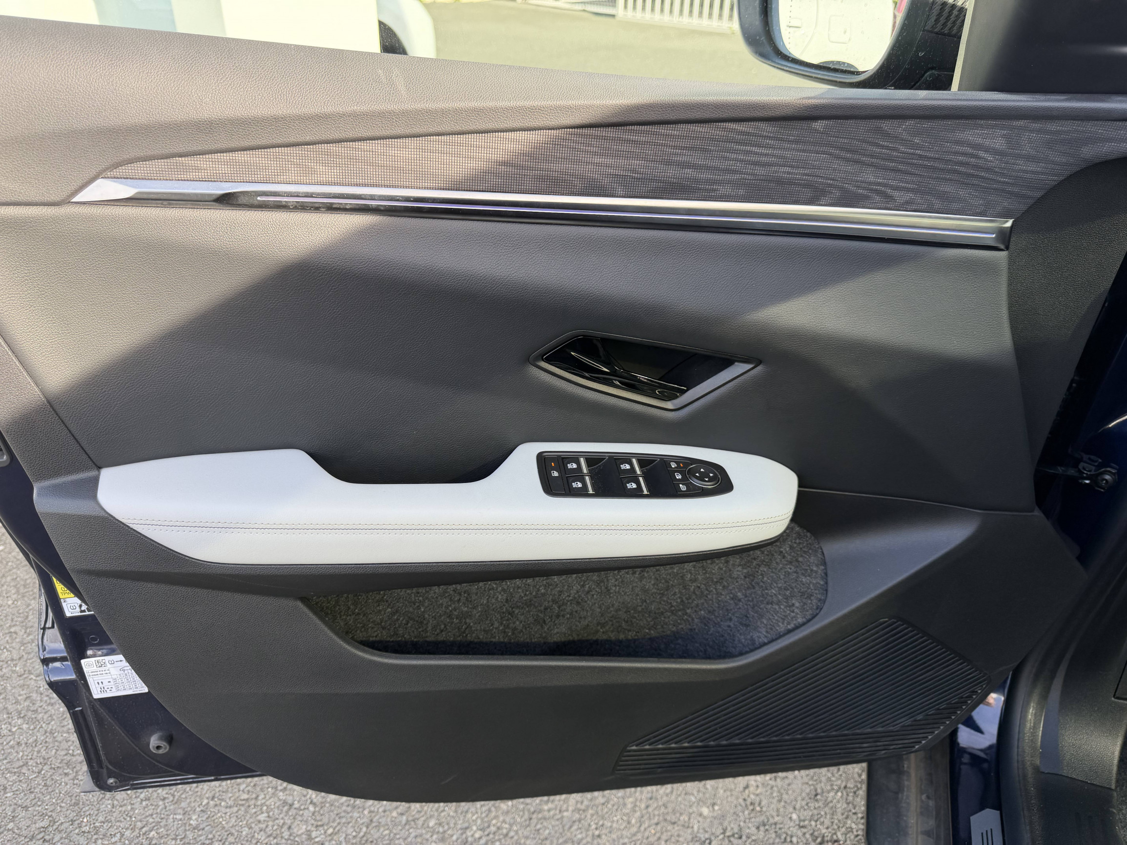 Vente en ligne Renault Scenic E-Tech  220 ch grande autonomie au prix de 49 790 €