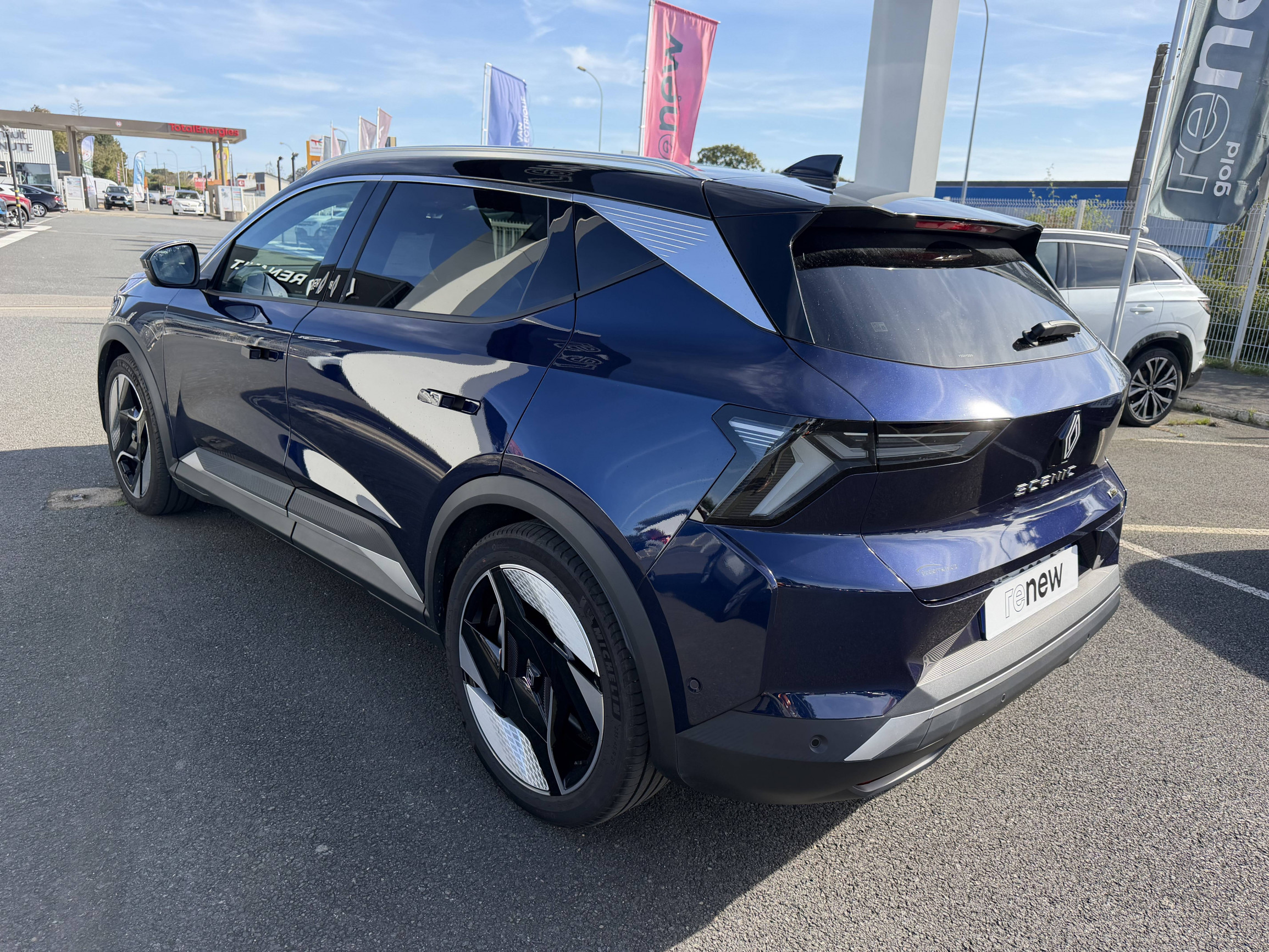 Vente en ligne Renault Scenic E-Tech  220 ch grande autonomie au prix de 49 790 €