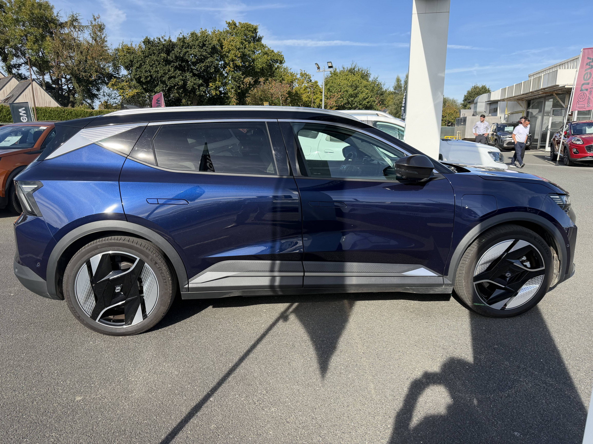 Vente en ligne Renault Scenic E-Tech  220 ch grande autonomie au prix de 44 490 €