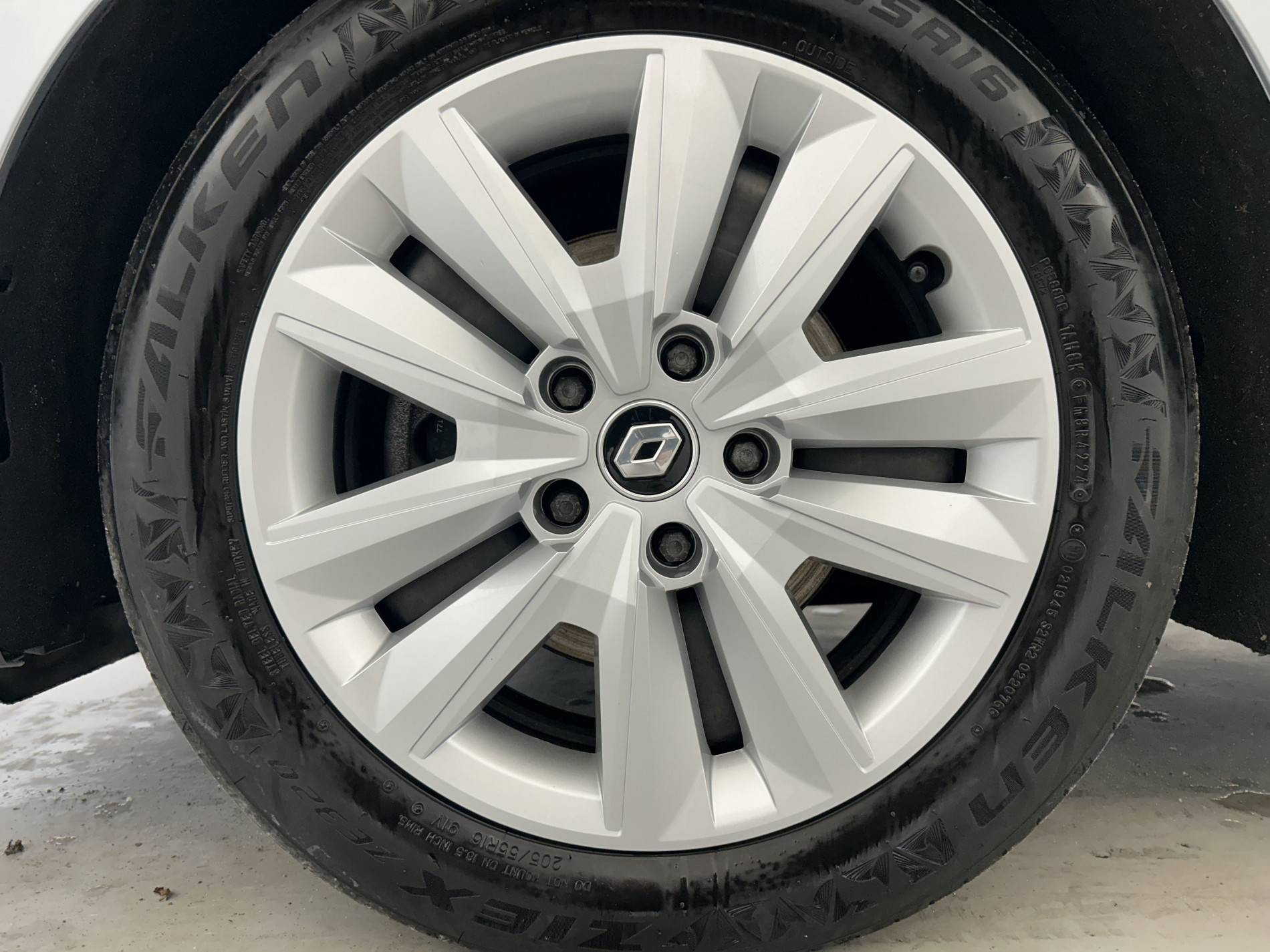 Vente en ligne Renault Megane 4 Mégane IV Berline Blue dCi 115 EDC - 21B au prix de 17 690 €