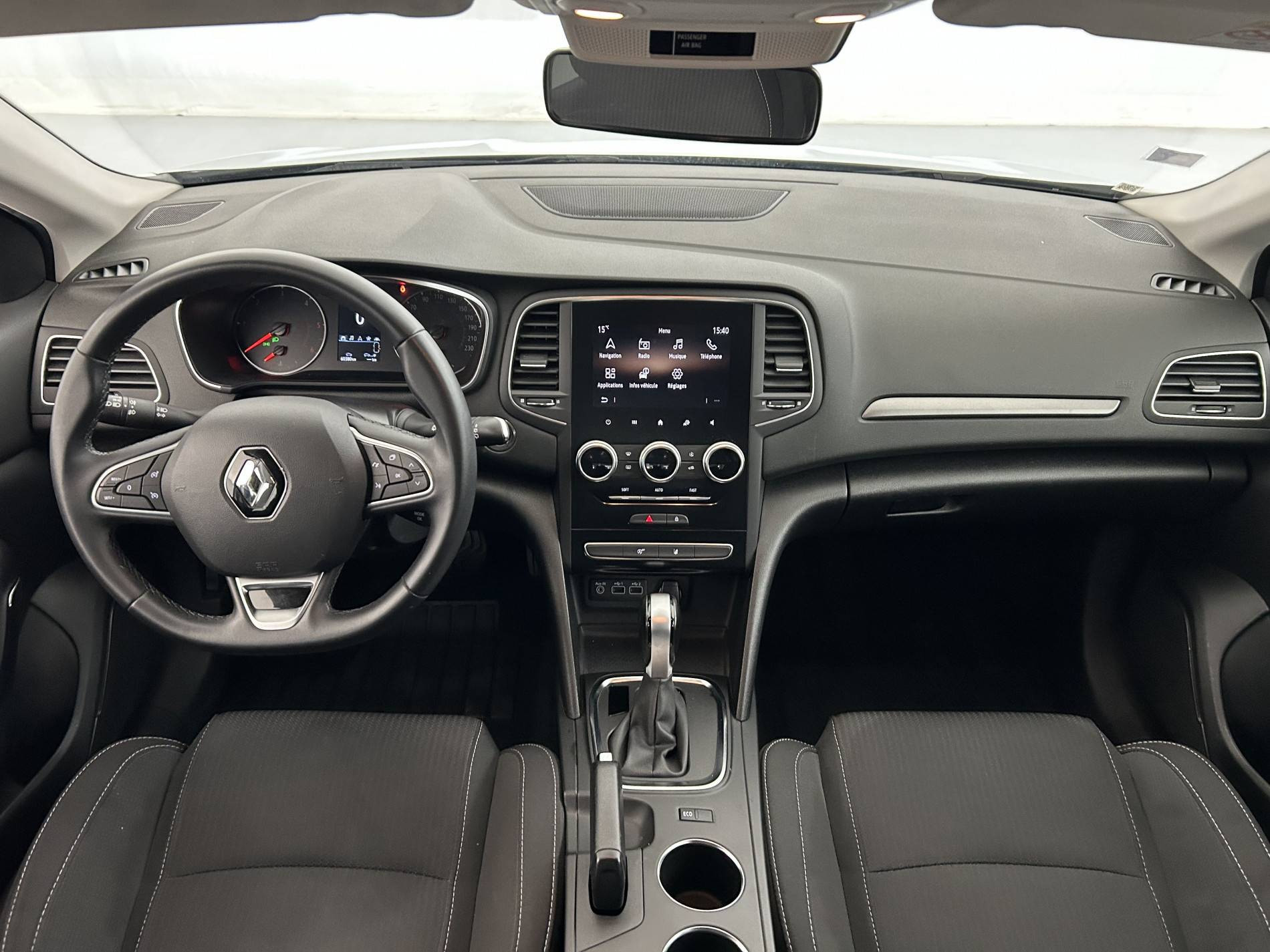 Vente en ligne Renault Megane 4 Mégane IV Berline Blue dCi 115 EDC - 21B au prix de 17 690 €