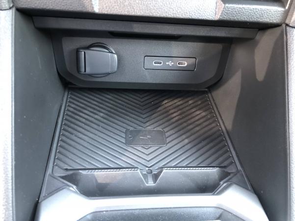 Vente en ligne Dacia Duster  Hybrid 140 au prix de 28 490 €