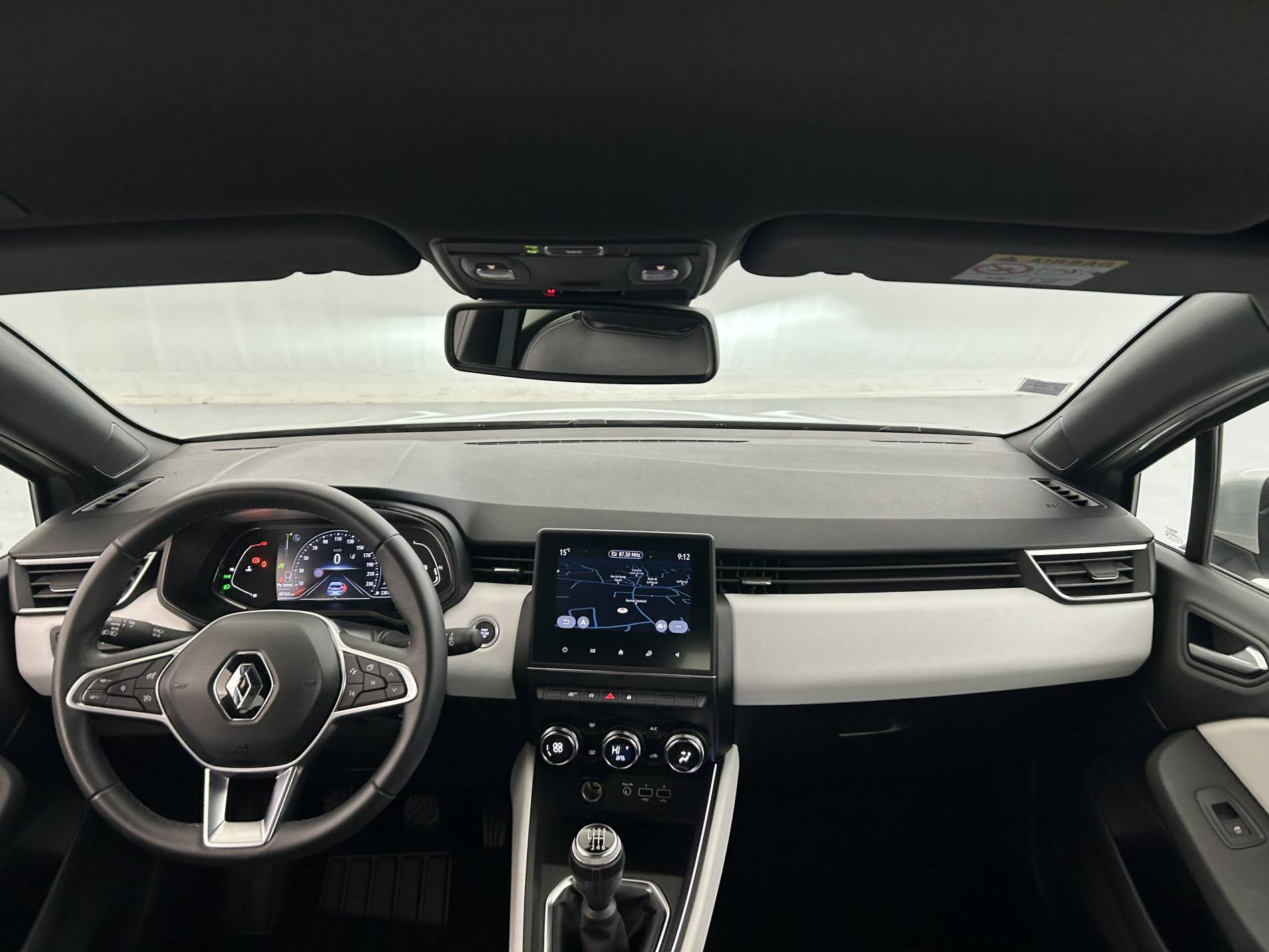 Vente en ligne Renault Clio 5 Clio Blue dCi 100 - 21N au prix de 15 490 €