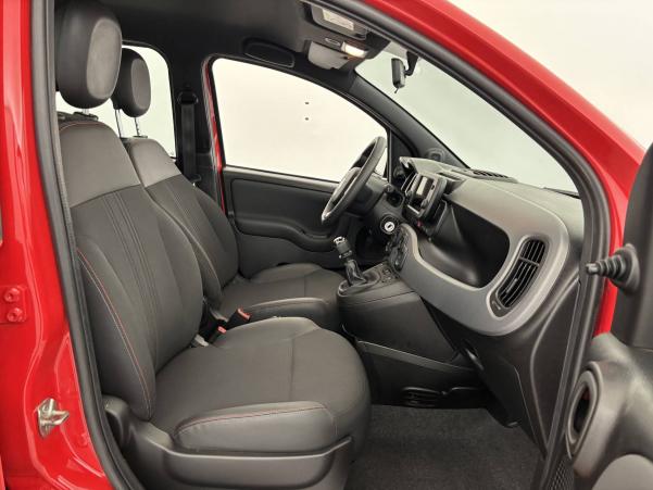 Vente en ligne Fiat Panda Panda 1.0 70 ch Hybride BSG S/S au prix de 10 990 €