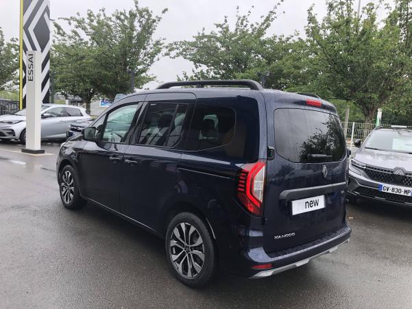 Vente en ligne Renault Kangoo  Blue dCi 115 au prix de 28 990 €