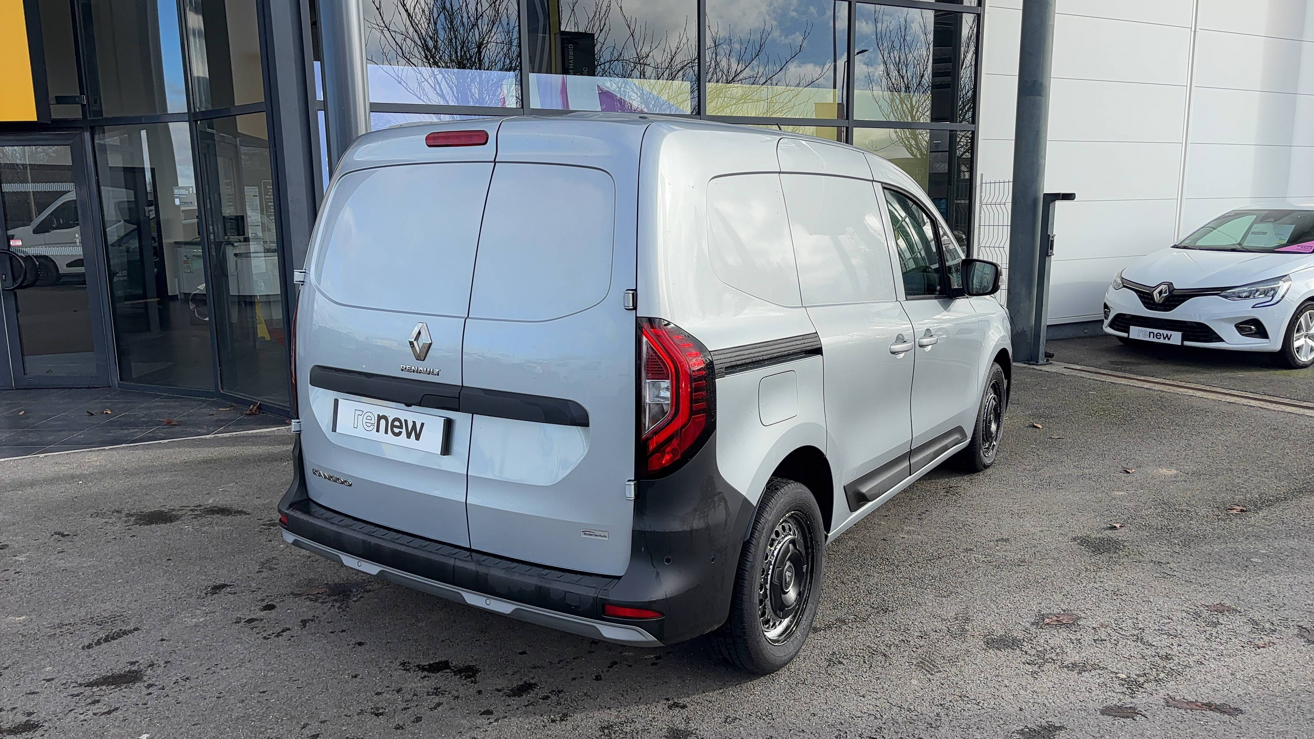 Vente en ligne Renault Kangoo Van  BLUE DCI 95 au prix de 15 990 €