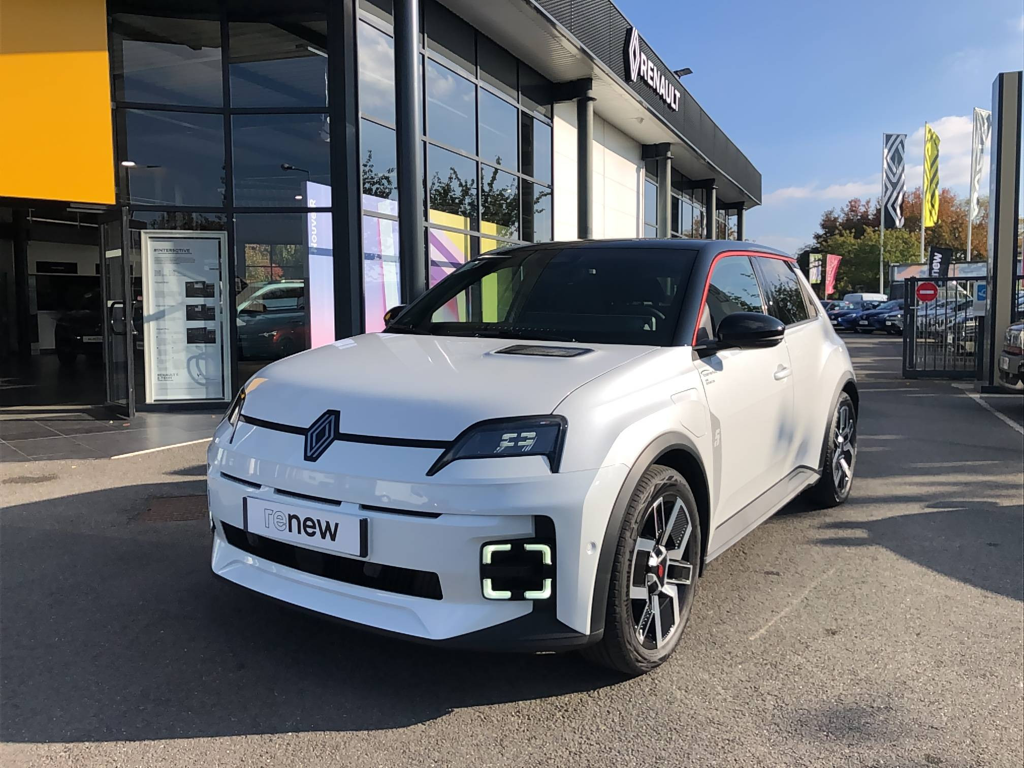 Renault R5 E-Tech  150 ch autonomie confort occasion de 2025 en vente à Vire