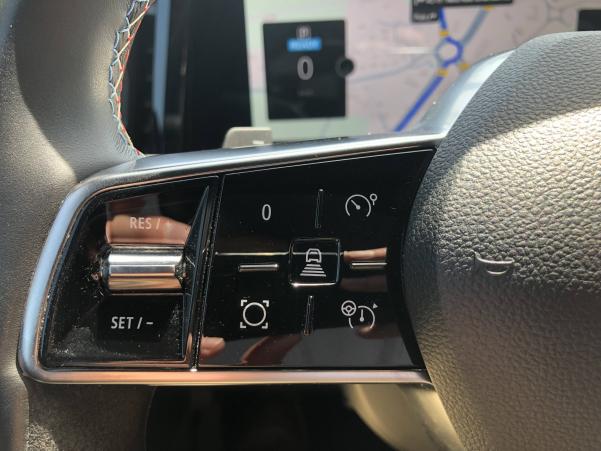Vente en ligne Renault Espace Espace E-Tech hybrid 200 au prix de 38 990 €