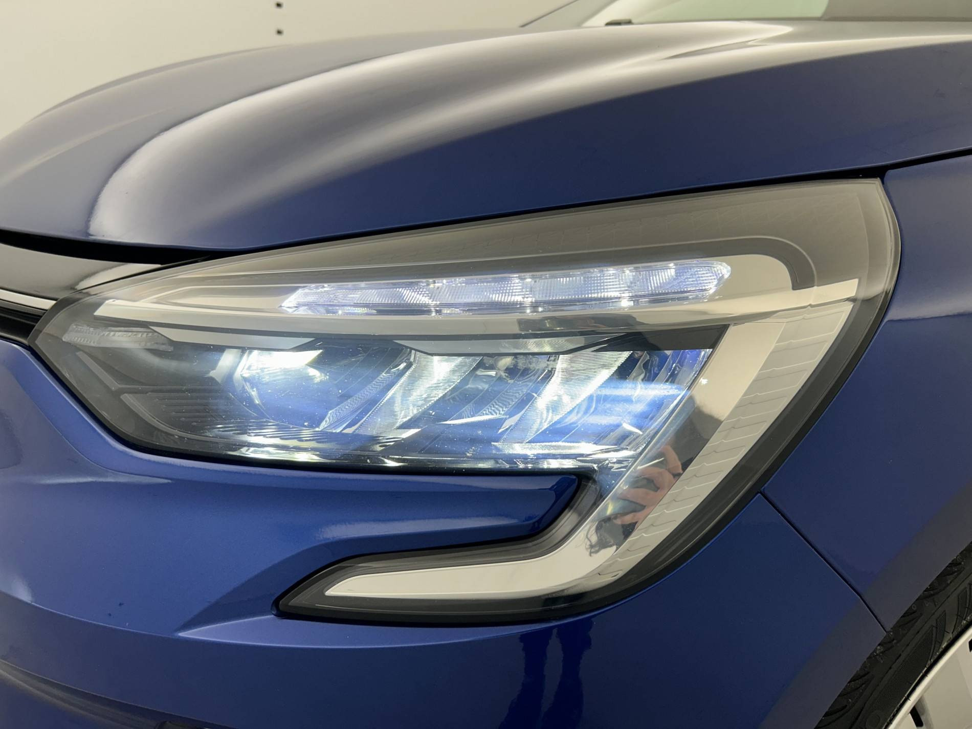 Vente en ligne Renault Clio 5 Clio Blue dCi 100 - 21N au prix de 14 990 €