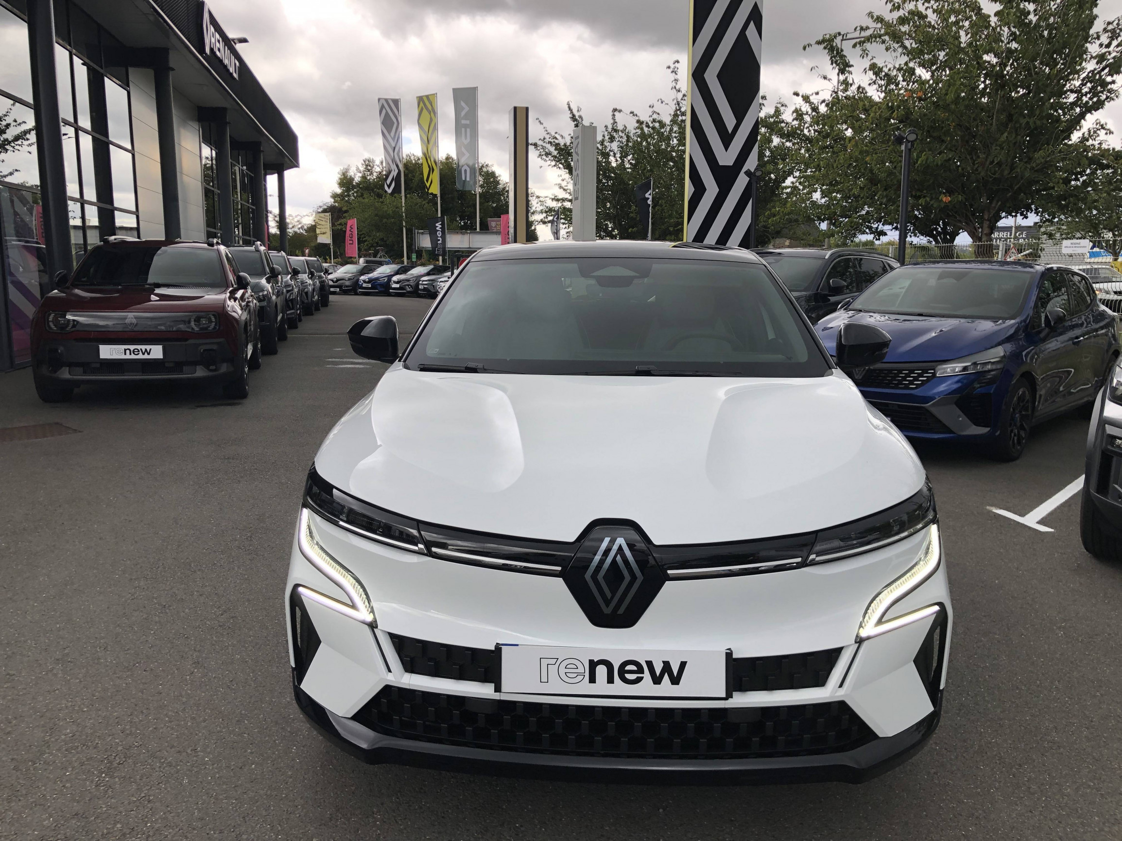 Vente en ligne Renault Megane E-Tech  220 ch autonomie confort GSR2 au prix de 36 990 €