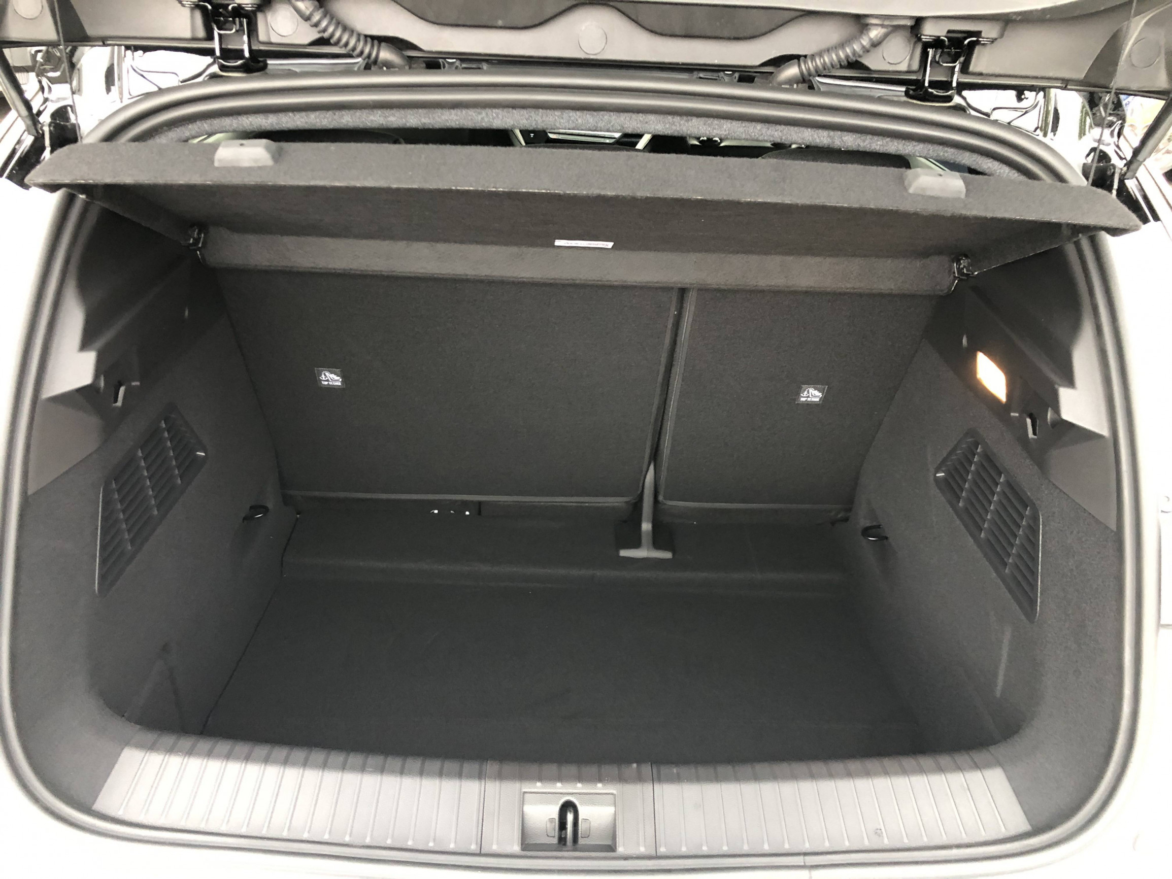 Vente en ligne Renault Megane E-Tech  220 ch autonomie confort GSR2 au prix de 36 990 €