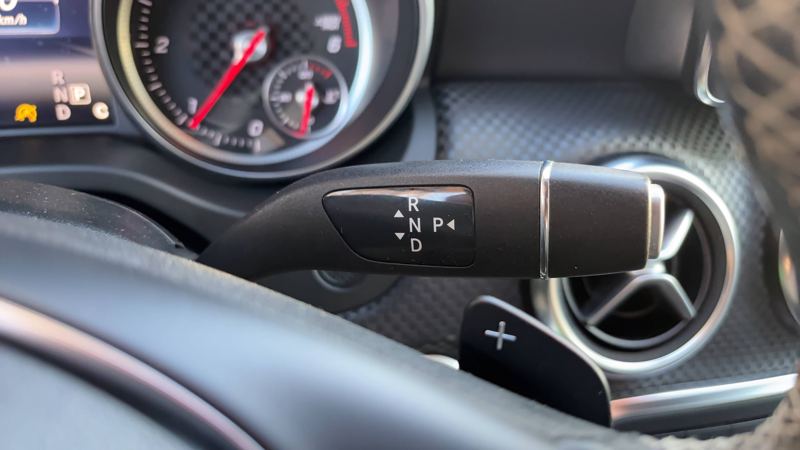 Vente en ligne Mercedes Classe A  180 d 7G-DCT au prix de 14 990 €