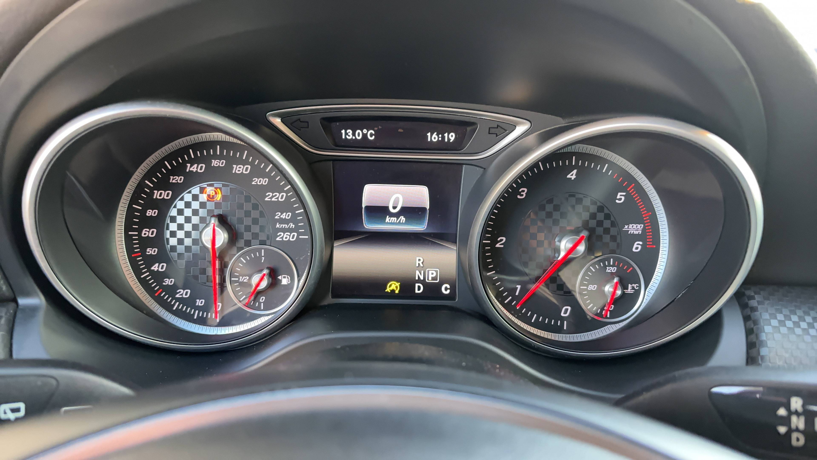 Vente en ligne Mercedes Classe A  180 d 7G-DCT au prix de 14 990 €