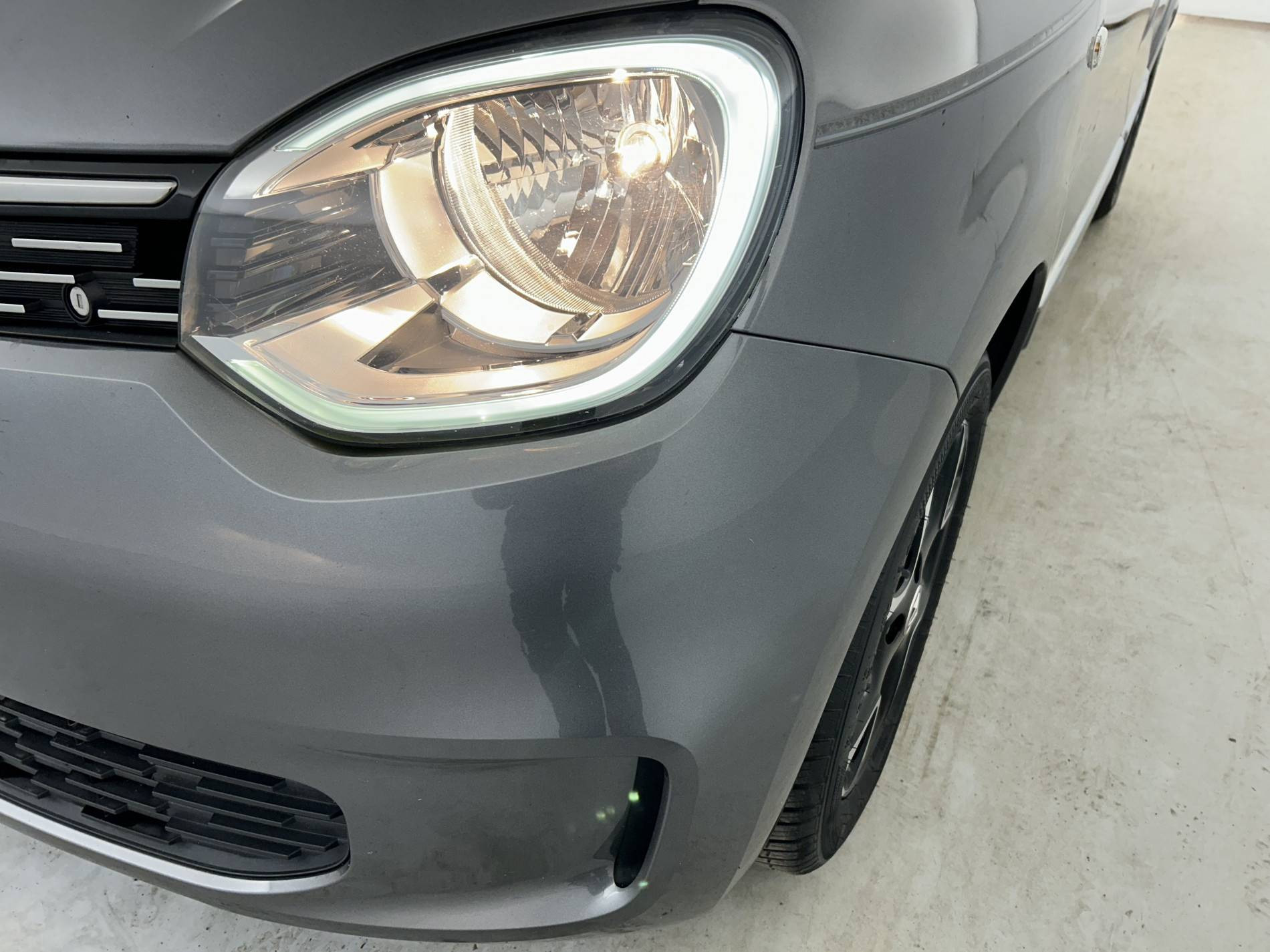 Vente en ligne Renault Twingo 3  TCe 95 au prix de 11 490 €