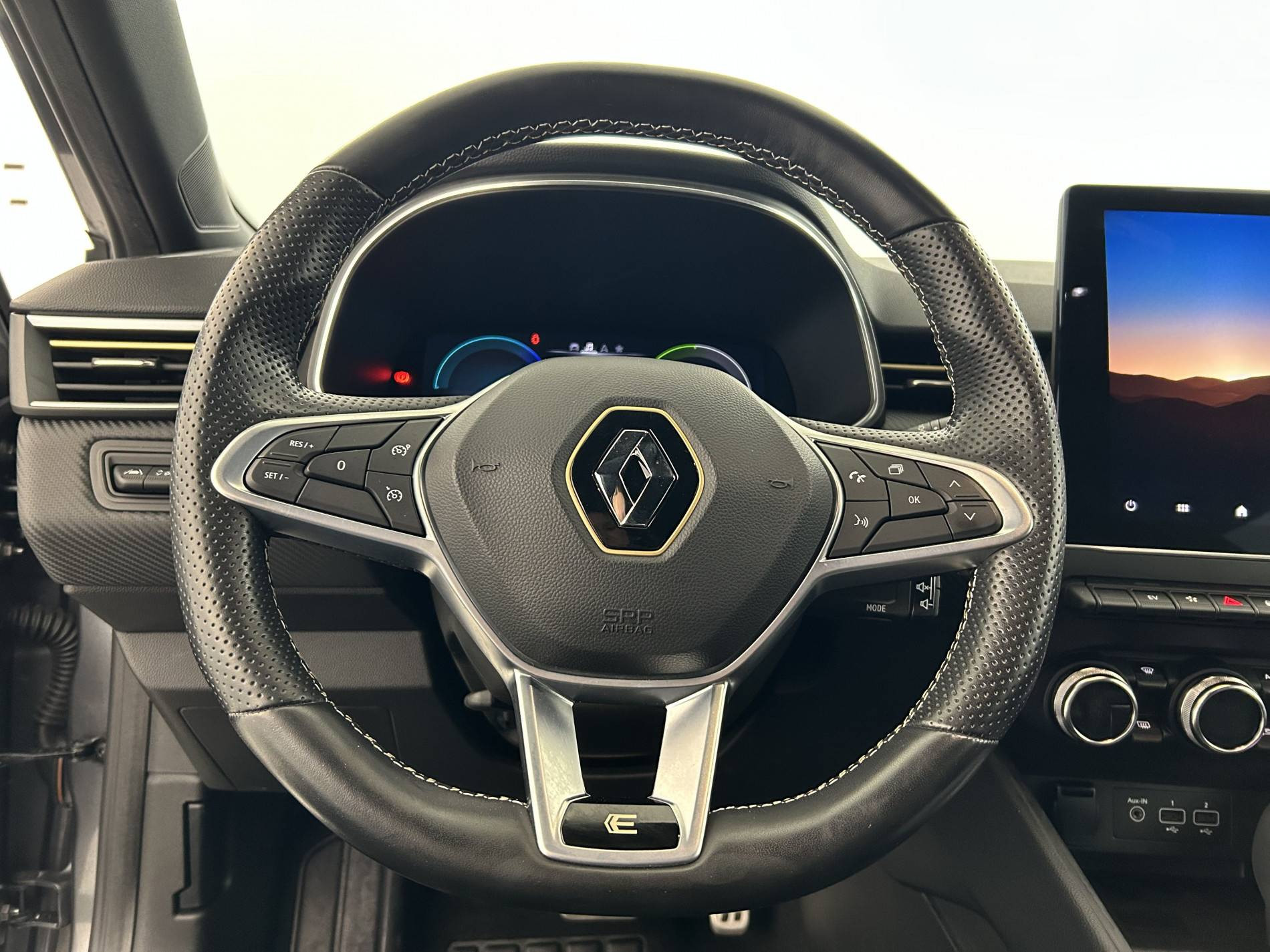 Vente en ligne Renault Clio 5 Clio E-Tech full hybrid 145 au prix de 19 990 €