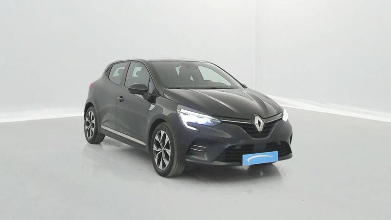 Vente en ligne Renault Clio 5 Clio E-Tech 140 - 21N au prix de 16 990 €