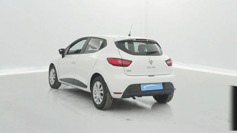 Vente en ligne Renault Clio 4 Clio 1.2 16V 75 au prix de 10 990 €