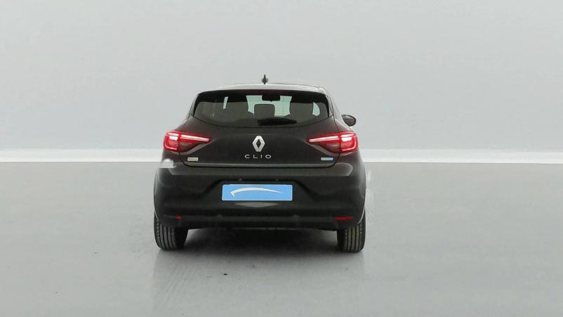 Vente en ligne Renault Clio 5 Clio E-Tech 140 - 21N au prix de 16 990 €