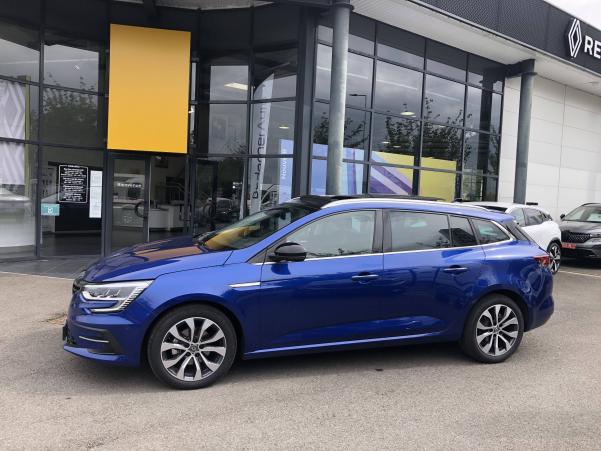 Vente en ligne Renault Megane 4 Estate  Blue dCi 115 EDC au prix de 26 990 €