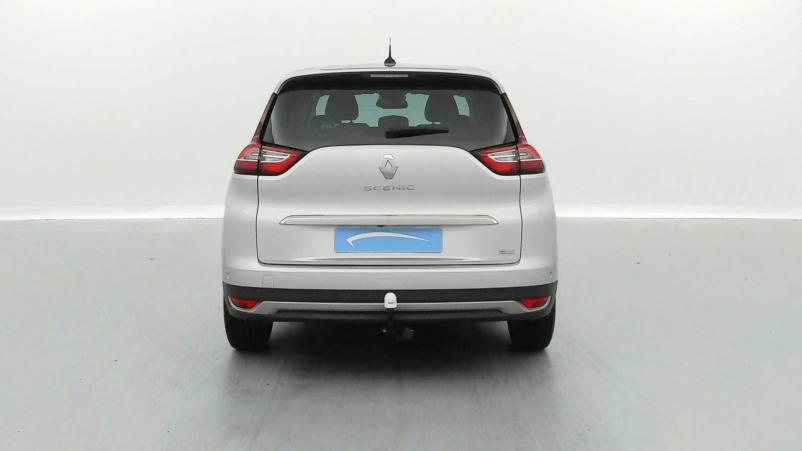 Vente en ligne Renault Grand Scenic 4 Grand Scenic Blue dCi 120 EDC au prix de 18 990 €