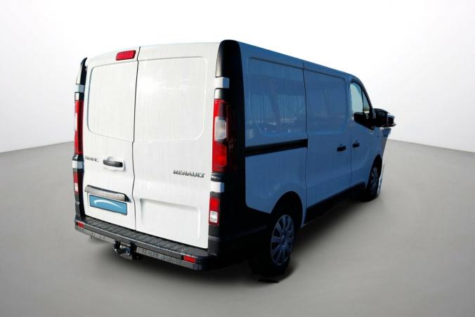 Vente en ligne Renault Trafic 3 Fourgon TRAFIC FGN L1H1 1000 KG DCI 145 ENERGY EDC au prix de 25 990 €