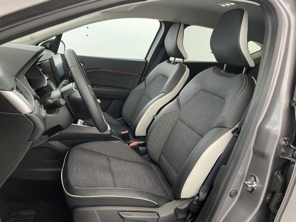 Vente en ligne Renault Captur  TCe 140 - 21 au prix de 19 990 €