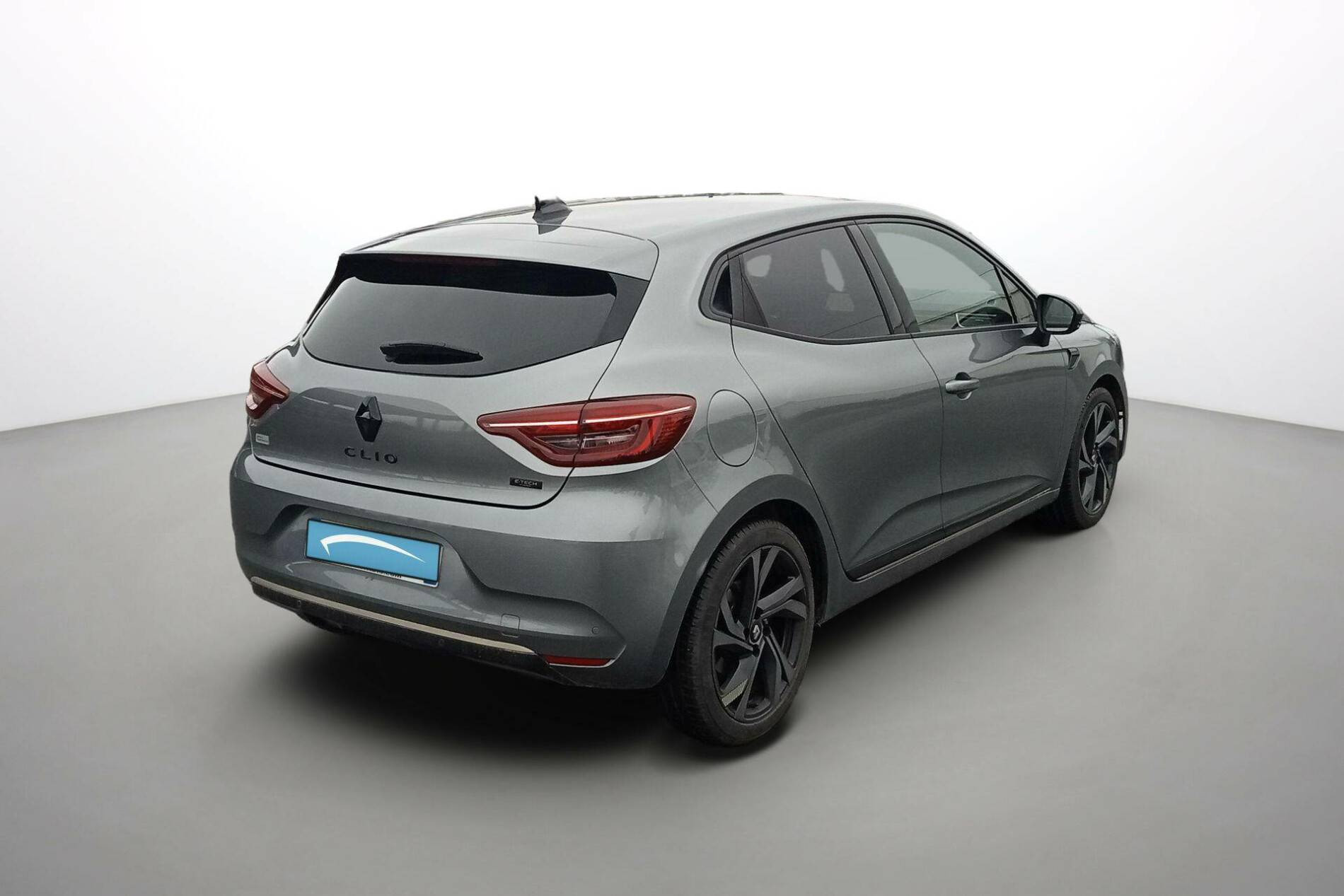 Vente en ligne Renault Clio 5 Clio E-Tech full hybrid 145 au prix de 19 690 €