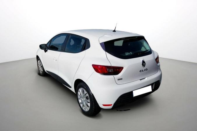 Vente en ligne Renault Clio 4 Clio 1.2 16V 75 au prix de 10 990 €