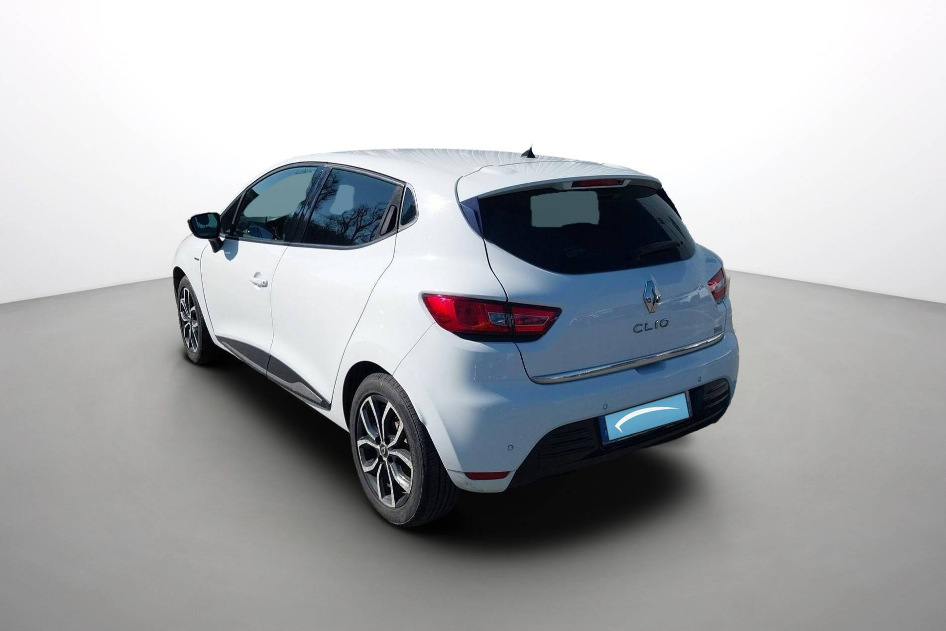 Vente en ligne Renault Clio 4 Clio TCe 90 au prix de 10 690 €