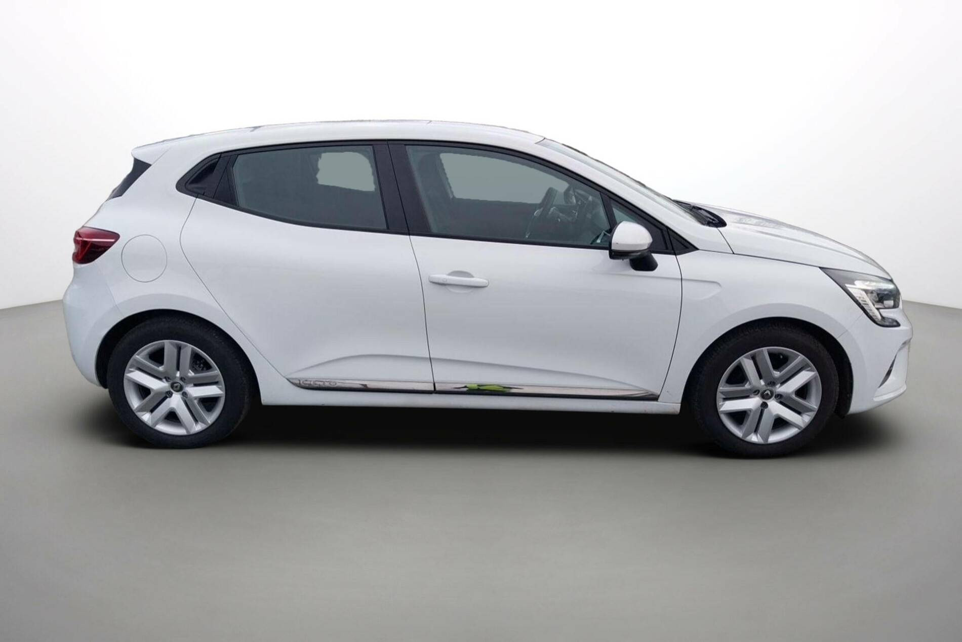 Vente en ligne Renault Clio 5 Clio Blue dCi 85 au prix de 13 990 €