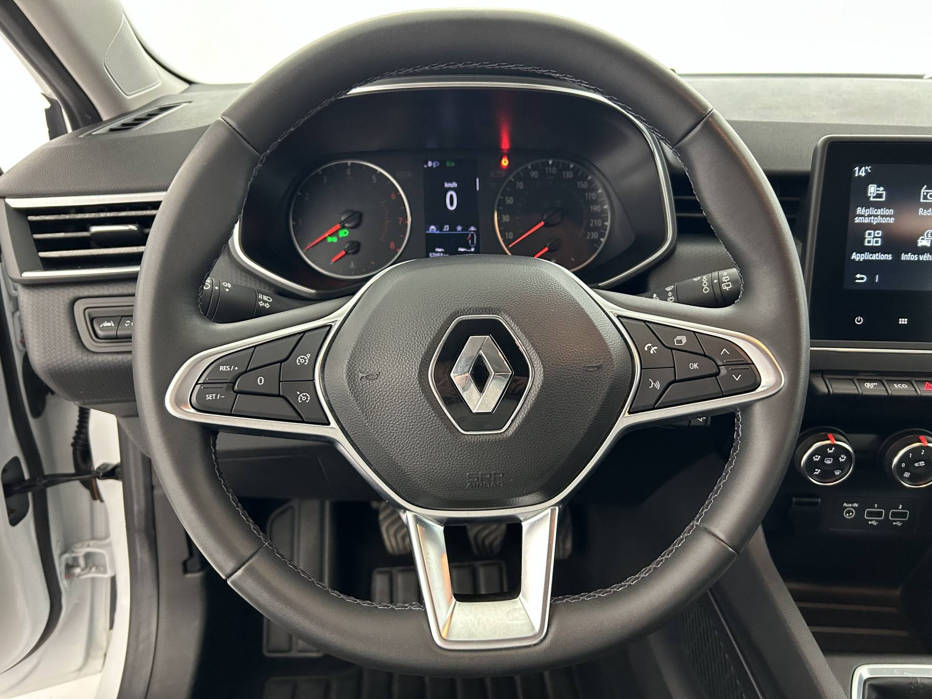 Vente en ligne Renault Clio 5 Clio TCe 100 au prix de 13 990 €