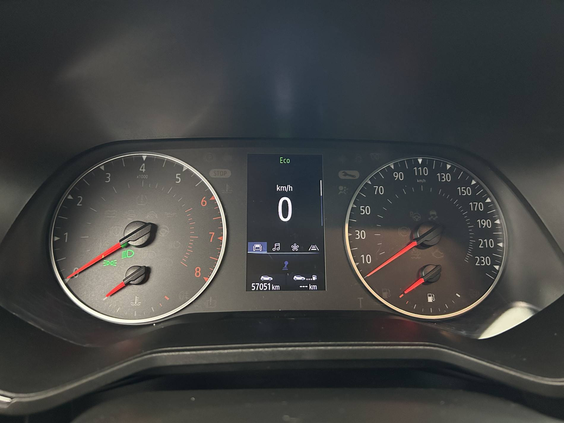 Vente en ligne Renault Clio 5 Clio TCe 100 au prix de 13 990 €