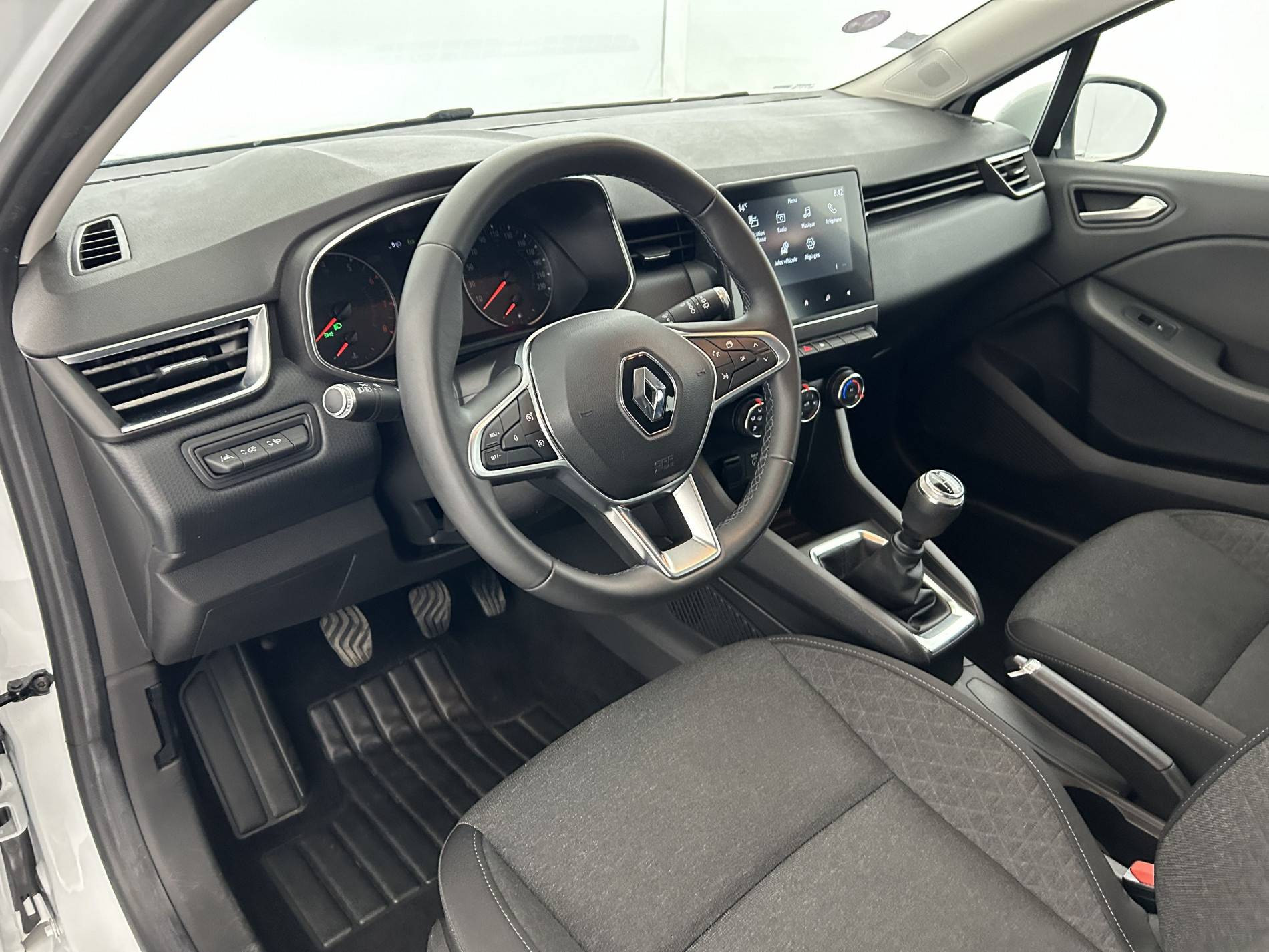 Vente en ligne Renault Clio 5 Clio TCe 100 au prix de 13 990 €