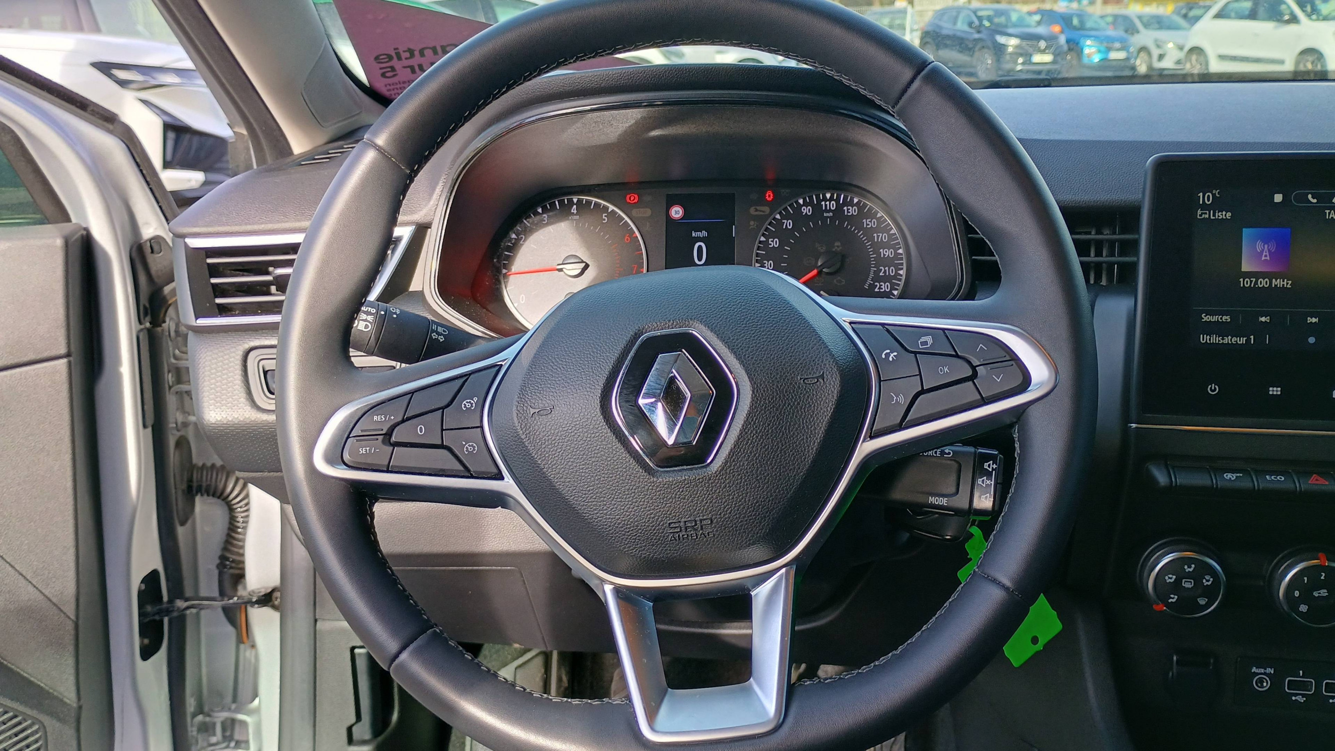 Vente en ligne Renault Clio 5 Clio TCe 90 au prix de 14 790 €