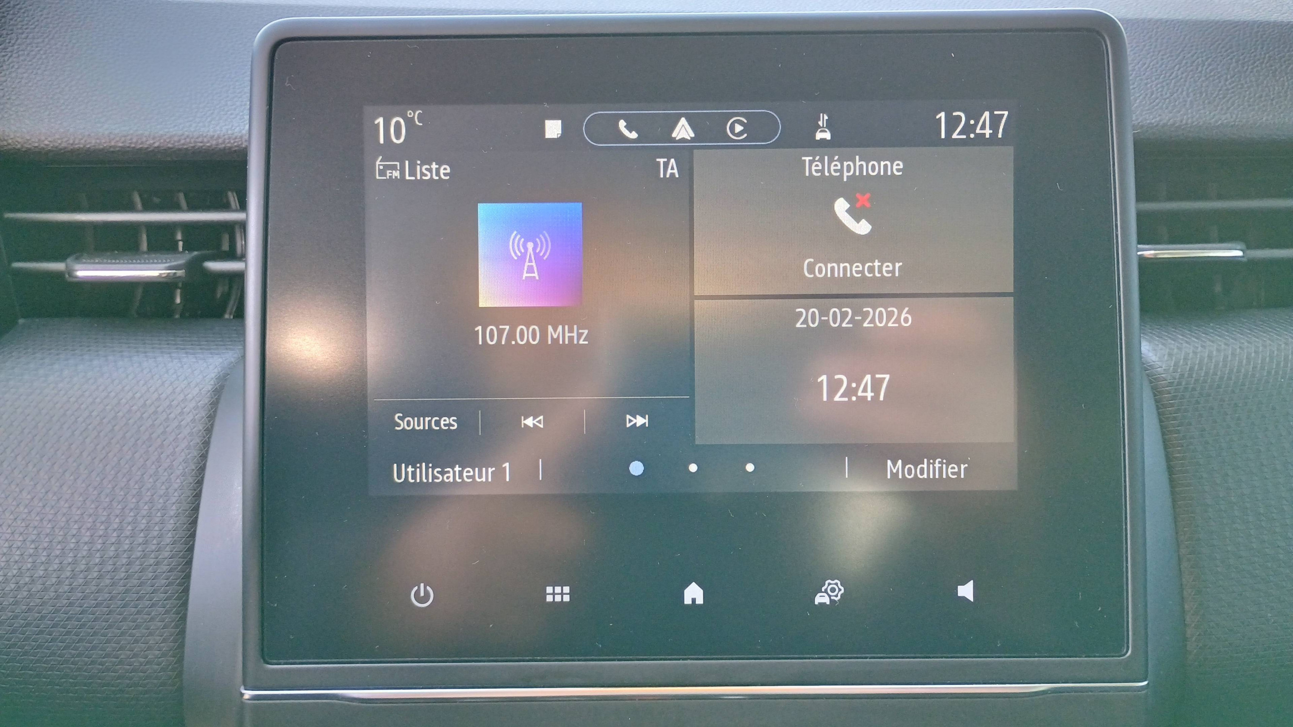 Vente en ligne Renault Clio 5 Clio TCe 90 au prix de 14 790 €