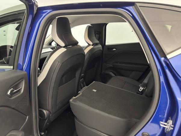 Vente en ligne Renault Captur  E-Tech hybride 145 au prix de 19 990 €