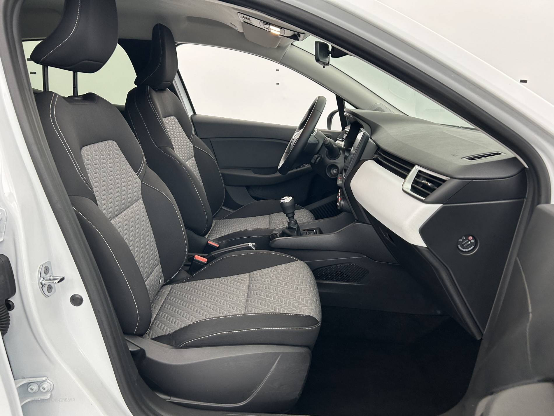 Vente en ligne Renault Clio 5 Clio TCe 100 GPL au prix de 14 490 €