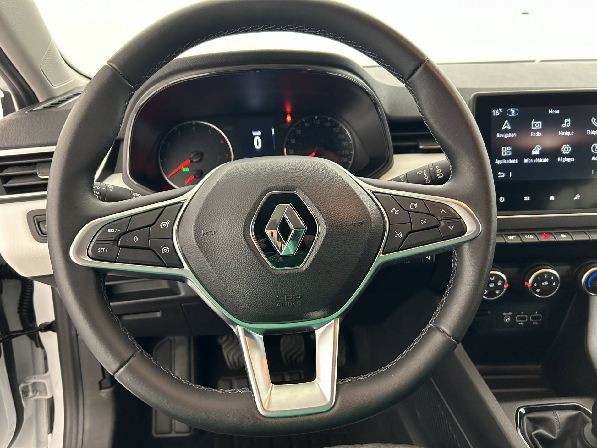 Vente en ligne Renault Clio 5 Clio TCe 100 GPL au prix de 14 490 €