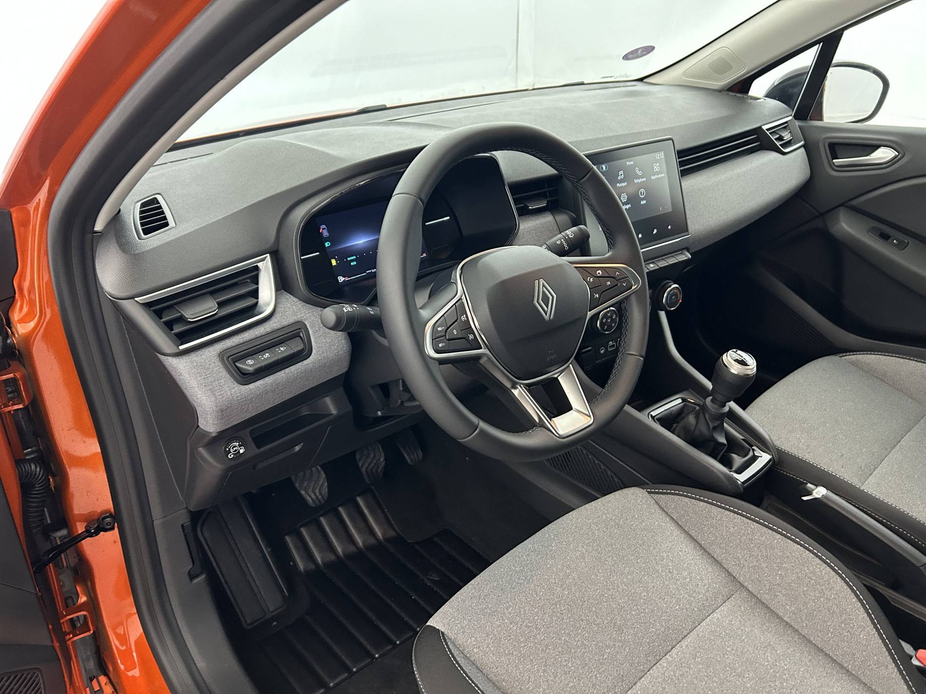 Vente en ligne Renault Clio 5 Clio Eco-G 100 ch GSR2 au prix de 16 990 €