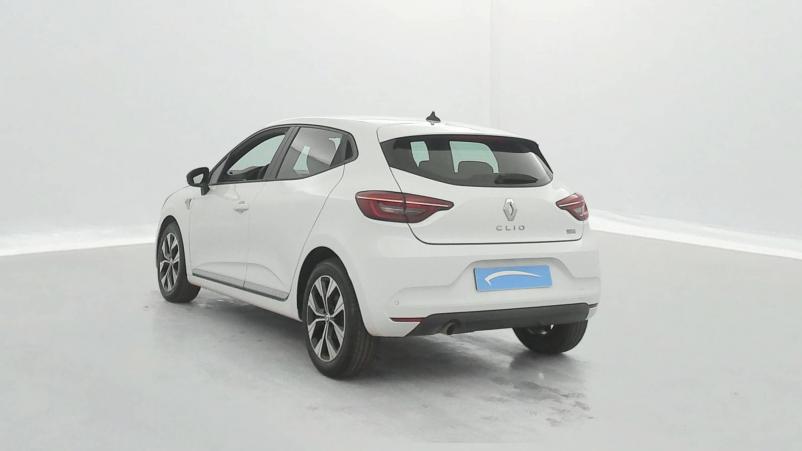 Vente en ligne Renault Clio 5 Clio TCe 90 - 21N au prix de 14 990 €