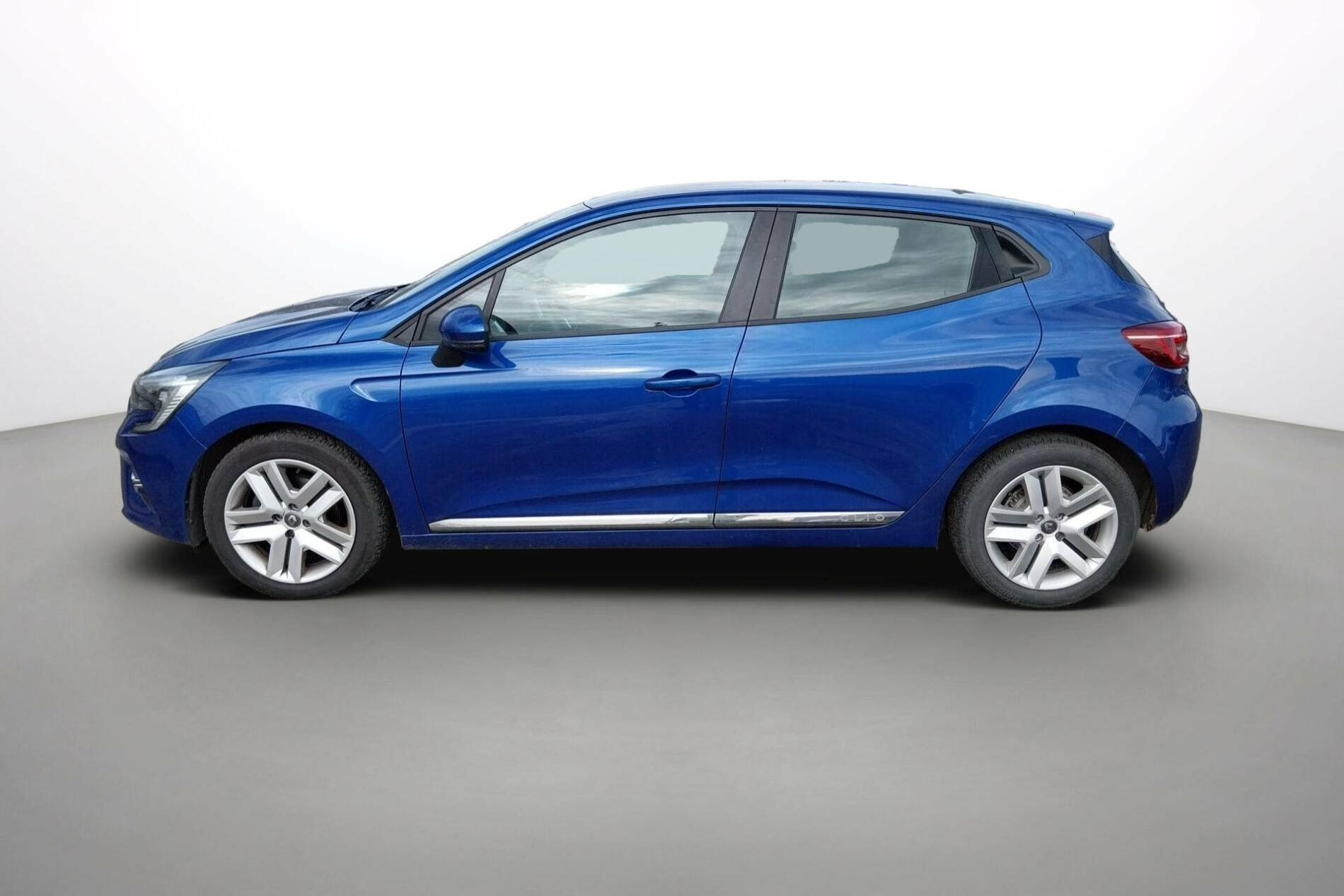 Vente en ligne Renault Clio 5 Clio Blue dCi 100 - 21N au prix de 15 490 €
