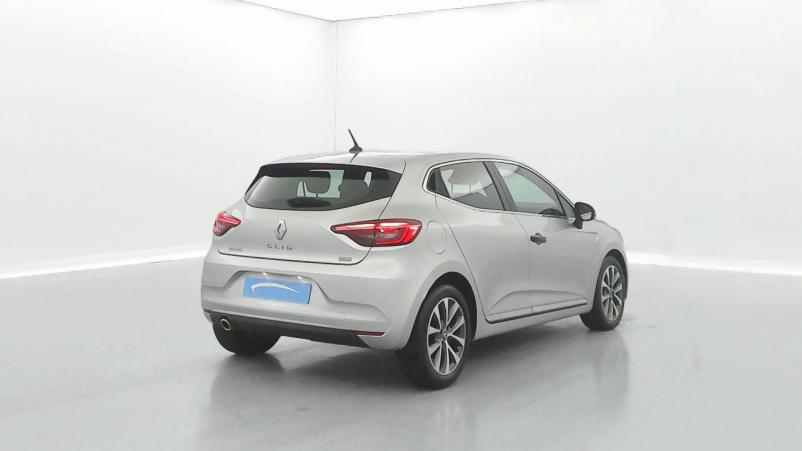 Vente en ligne Renault Clio 5 Clio TCe 90 - 21 au prix de 15 490 €