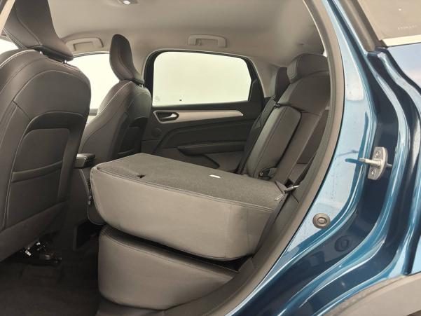 Vente en ligne Renault Arkana  TCe 140 EDC FAP - 21B au prix de 20 190 €