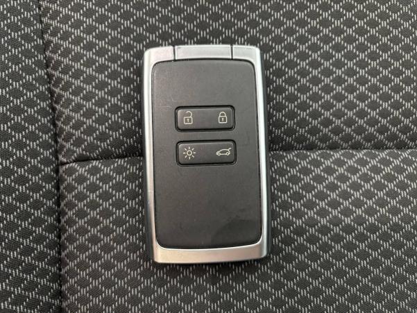 Vente en ligne Renault Arkana  TCe 140 EDC FAP - 21B au prix de 20 190 €