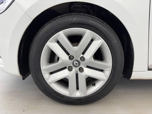 Vente en ligne Renault Clio 5 Clio TCe 90 - 21N au prix de 14 990 €