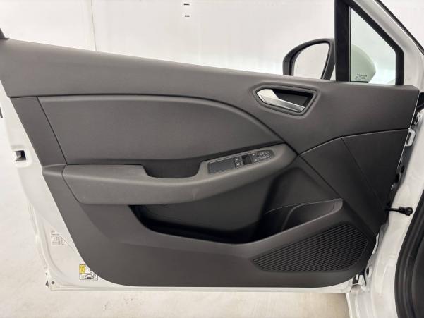 Vente en ligne Renault Clio 5 Clio TCe 90 - 21N au prix de 14 990 €