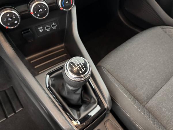 Vente en ligne Renault Clio 5 Clio TCe 90 - 21N au prix de 14 990 €